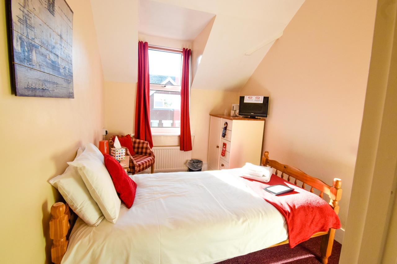 Eastbourne Reymar Bed and Breakfast Exteriör bild