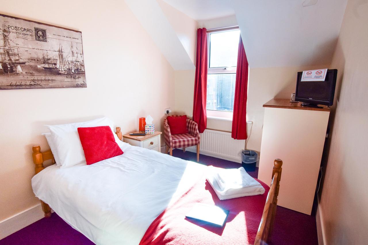 Eastbourne Reymar Bed and Breakfast Exteriör bild