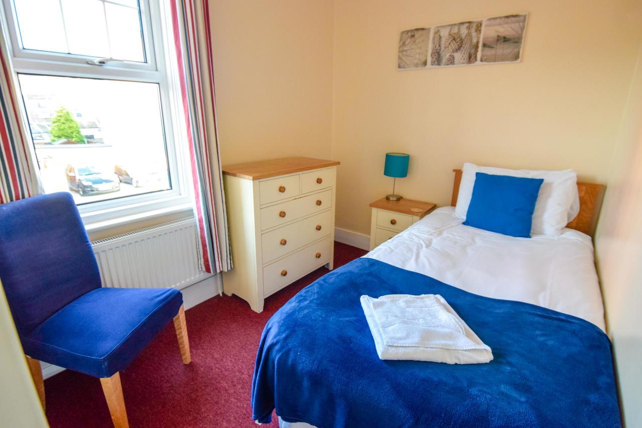 Eastbourne Reymar Bed and Breakfast Exteriör bild