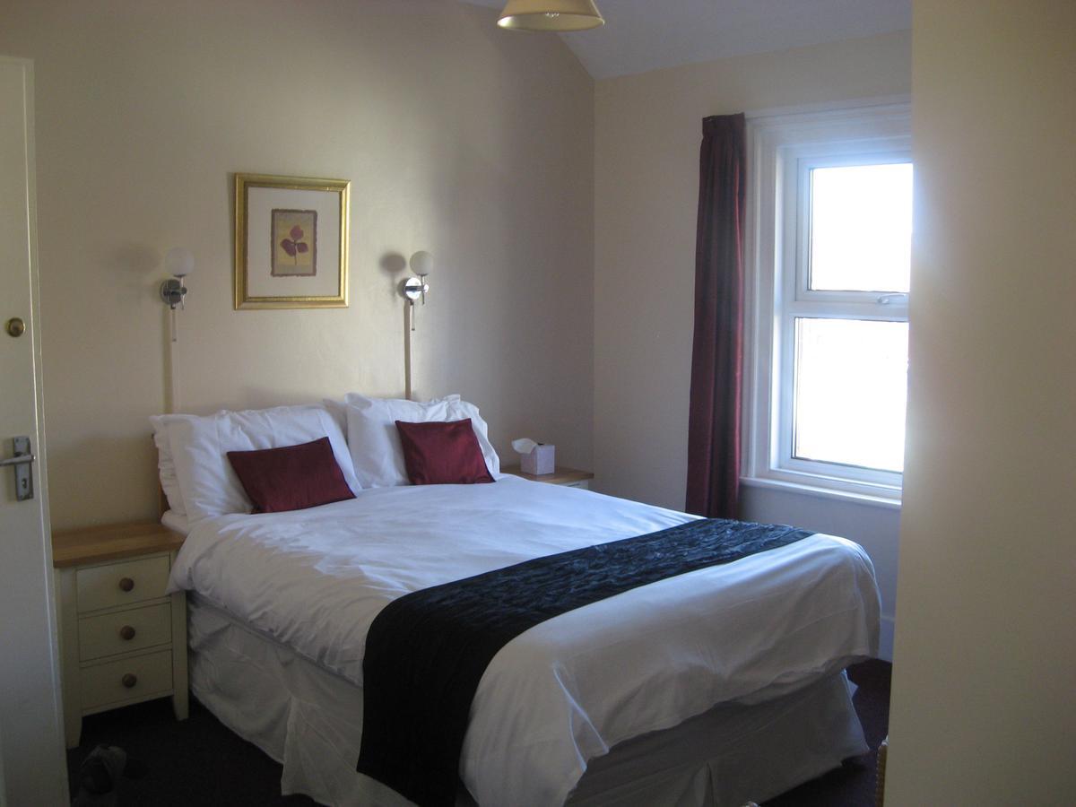 Eastbourne Reymar Bed and Breakfast Exteriör bild